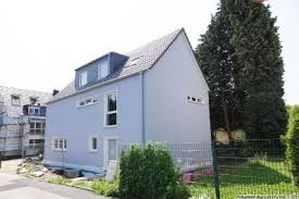 Der aktuelle durchschnittliche quadratmeterpreis für häuser in bochum liegt bei 7,81 €/m². Haus Zu Vermieten 44869 Bochum Hontrop Mapio Net