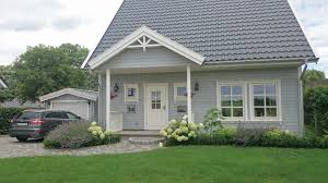 Spieglein Spieglein An Der Wand Welches Ist Das Schonste Haus In Der Stadt Eindeutig Unser Schwedenhaus Bernd Schwedenhaus Haus Schwedenhaus Fertighaus