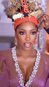 Stunning in white🤍🤍 Happy birthday my darling Vicky, hope you have an  amazing birthday just as you boo😘 @1stlady_vicky Makeup @tomilolaofbiggles  Photography @crystal_clear_photography___