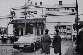 Renovierungsarbeiten Am Wunstorfer Bahnhofsgebaude In Den 1960er Jahren Wunstorfer Auepost