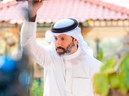 من جهة أخرى، أبدى الفنان التشكيلي أحمد شيحة، والد حلا، استياءه من تصريحات ابنته قائلا: Ø§Ù„Ø·Ù„ÙŠØ­ÙŠ Ù„Ù€ Ø§Ù„Ù‚Ø¨Ø³ Ø£Ù‚Ù Ø£Ù…Ø§Ù… Ø³Ø¹Ø§Ø¯ Ø¹Ø¨Ø¯Ø§Ù„Ù„Ù‡ ÙÙŠ Ø¹Ù…Ù„ Ù…ÙˆØ³Ù…ÙŠ