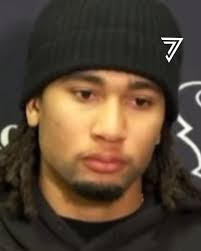 "You kinda know what's up before you walk into the arena... I can't argue  with the ref & play football."