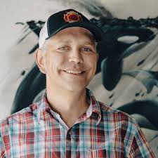 Ryan Kiedrowski (@plaid.shirt.travels) • Instagram photos and videos