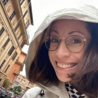 80+ profili “Raquel”