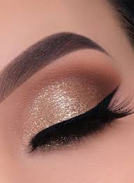 Hier kommen die 4 schönsten looks. 65 Pretty Eye Makeup Looks Holiday Inspired Look