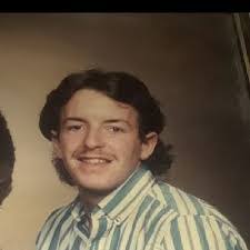 Karl Willett's Instagram, Twitter & Facebook