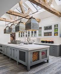 the interior of diane keaton s rustic home is the stuff of pinterest dreams rustiek keuken ontwerp huis interieur boerderijkeuken