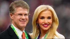 Nathaniel Nieves's Instagram, Twitter & Facebook