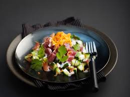 Salade De Thon Cru Et Concombre Recettes Recette Salade Thon Salade Recette