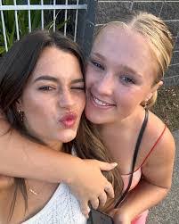 Kacy Baxter's Instagram, Twitter & Facebook