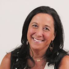 I had the honor of joining some 900 indigenous peoples from throughout  brazil as well as local and global allies at a historic gathering called by  Legendary Kayapo Chief Raoni within the