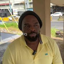 El docente de inglés Michael Augusto Maxwell Price se entregó  voluntariamente a las autoridades este miércoles, luego de que la Sección  de Atención Primaria de la Fiscalía Regional de Colón emitiera una