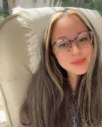 Leticia Marie's Instagram, Twitter & Facebook