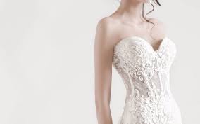 Scegli la consegna gratis per riparmiare di più. Abito Da Sposa Con Scollo A Cuore La Scelta Ideale Per Esaltare Il Tuo Decollete