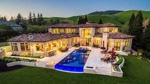 The owners of the minnesota masterpiece pictured above wanted to take advantage of their sprawling. Luxury And Beautiful California Home With A Great Backyard Youtube