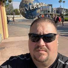 Ryan Maker (@ryanmakerbigdawg978)