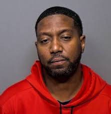 Worse than Tiffany Henyard': Another south suburban mayor takes heat from  residents