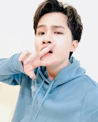 Jack lần đầu chia sẻ ảnh sau vụ ồn ào bị bóc lột sức lao động và tan rã với  K-ICM