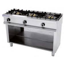 Cocina industrial serie económica para restauración de gran potencia con opción de poner plancha con grasera adicional. Cocina Repagas Cg 530 Cocinas Repagas Industriales