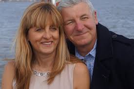 Does anyone have Mathew Shorten's contact details. I have changed my phone  and lost him. Very hairy sheep that need shearing. Many thanks