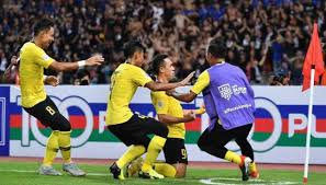 Pertandingan yang akan dihelat di stadion nasional bukit jalil, malaysia itu akan dipimpin oleh ahmad yacoub ibrahim dan dimulai tepat pukul 19.45 wib. Final Piala Aff 2018 Kesempatan Malaysia Balas Dendam Lawan Vietnam Halaman All Kompasiana Com