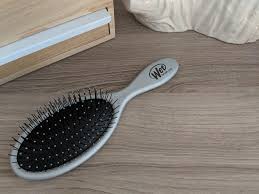 As you can see in the picture above, i have naturally straight hair. Wet Brush Vs Tangle Teezer Best Detangling Hair Brush 2021