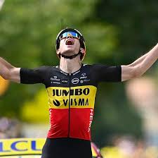 Van aert completed the job, crossing the line first as philipsen took second and cavendish had to settle for third. Van Aert Triumphiert Auf Ventoux Etappe Pogacar Verteidigt Gelb Radsport News Com