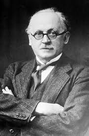 Exhibitions at the Gallery this Autumn Lutyens lives!