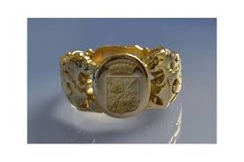 Chevaliere Ancienne D Occasion Pour Homme En Or Jaune 18 Carats Chaine homme or jaune, rose ou gris 18 carats. homme en or jaune 18 carats
