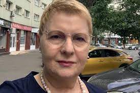 În 2017, dana deac a fost operată de cancer. Boala De Care SuferÄƒ Dana Deac Vedeta A Invins Cancerul De Cinci Ori