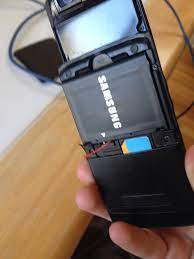 It's not really safe for people to use if they don't watch the video so go to youtube.com and enter in how do you charge a phone without a charger and click on the first one where there is a guy showing you how to do it. Charge Any Phone Without Its Charger 5 Steps Instructables