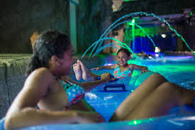 The park boasts excellent water recreation for people of all ages. 12 Kid Friendly Hotels With Indoor Water Parks In The U S Family Vacation Critic