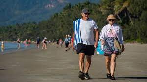People must stay at home unless shopping for essential items, essential work, exercise. G0wdl5a Plgvjm