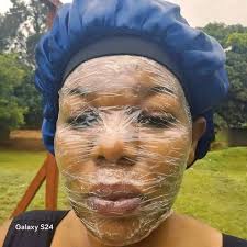 😂All this to please a man... Women will D!!e for beauty one day🤣😂😂