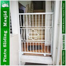 30 model gerbang minimalis dari kayu besi 11 model pintu pagar besi minimalis mewah modern sumber : Terpercaya Jasa Pembuat Pintu Pagar Besi Minimalis Dua Pintu Berkualitas Pt Bumi Mataritama