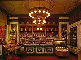 P G C Hajenius A Real Tobacconist American People Can Enjoy A Cuban Cigar Cigar Shops Pipes And Cigars Amsterdam