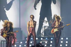 I måneskin, con la canzone zitti e buoni, hanno vinto l'eurovision song contest 2021! Fl3iakr2bhu10m