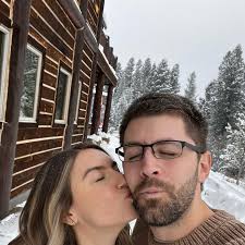 Mom, dad, and baby girl go to Montana 🤎