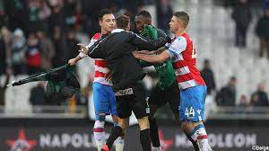 In addition to the domestic league, cercle brugge participated in this season's edition of the belgian cup. Opstootje Na Cercle Club Verstand Zat Even Verstopt In De Achterzak Jupiler Pro League Sporza