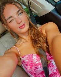 Jaclyn Pena's Instagram, Twitter & Facebook