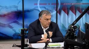 Mondhatni, csak egy szokásos péntek reggeli poszt orbán viktortól a kossuth rádió jól ismert stúdiójában. Orban Viktor A Kossuth Radioban 2021 02 12 Youtube