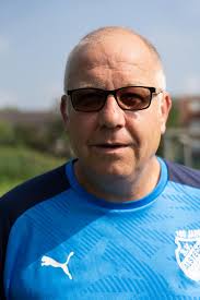 💙🤍 Trainervorstellung C1-Junioren 💙🤍 Mit Justin Brunnert haben wir den  nächsten lizenzierten Trainer für die neue Saison fix gemacht. Justin  besitzt aktuell die C-Lizenz und ist gerade dabei, frisch seine B-Lizenz zu