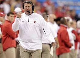Remember disgraced former wisconsin coach bret bielema? Bret Bielema Leaves Wisconsin For Arkansas Barry Alvarez Other Close Associates Surprised College Football Madison Com