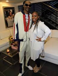 He's inspired by making me happy. Snoop Dogg Publicly Thanks His Wife After His Old Cheating Rumors Resurface You Deal W Me On My Worst Days Thejasminebrand
