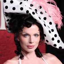 Venus Williams's Beaded Braids Are a Bittersweet Throwback to the 1990s —  See Photos