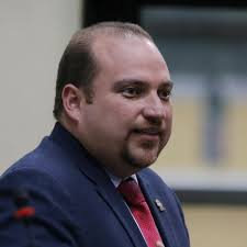 Stream Pablo Abarca sobre crédito para pagar aumento a empleados públicos  by Aarón Sequeira