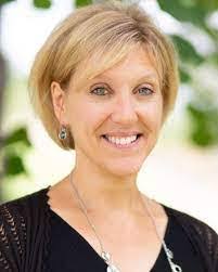 Amy Gartley's Instagram, Twitter & Facebook