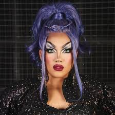 Cassandra the Queen makes her mark