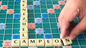 Así que toca buscar regalos y por ello me he puesto buscar juegos adaptados a su edad. 5 Cosas Que Quizas No Sabias Del Scrabble El Clasico Juego De Mesa Que Celebra Sus 70 Anos Bbc News Mundo