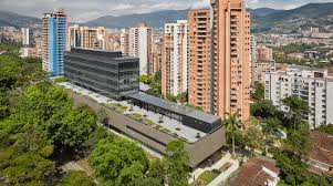 La cámara de comercio de la ciudad de medellín cuenta con 10 sedes repartidas por varios municipios del departamento de antioquia. Esta Es La Nueva Sede De La Camara De Comercio De Medellin